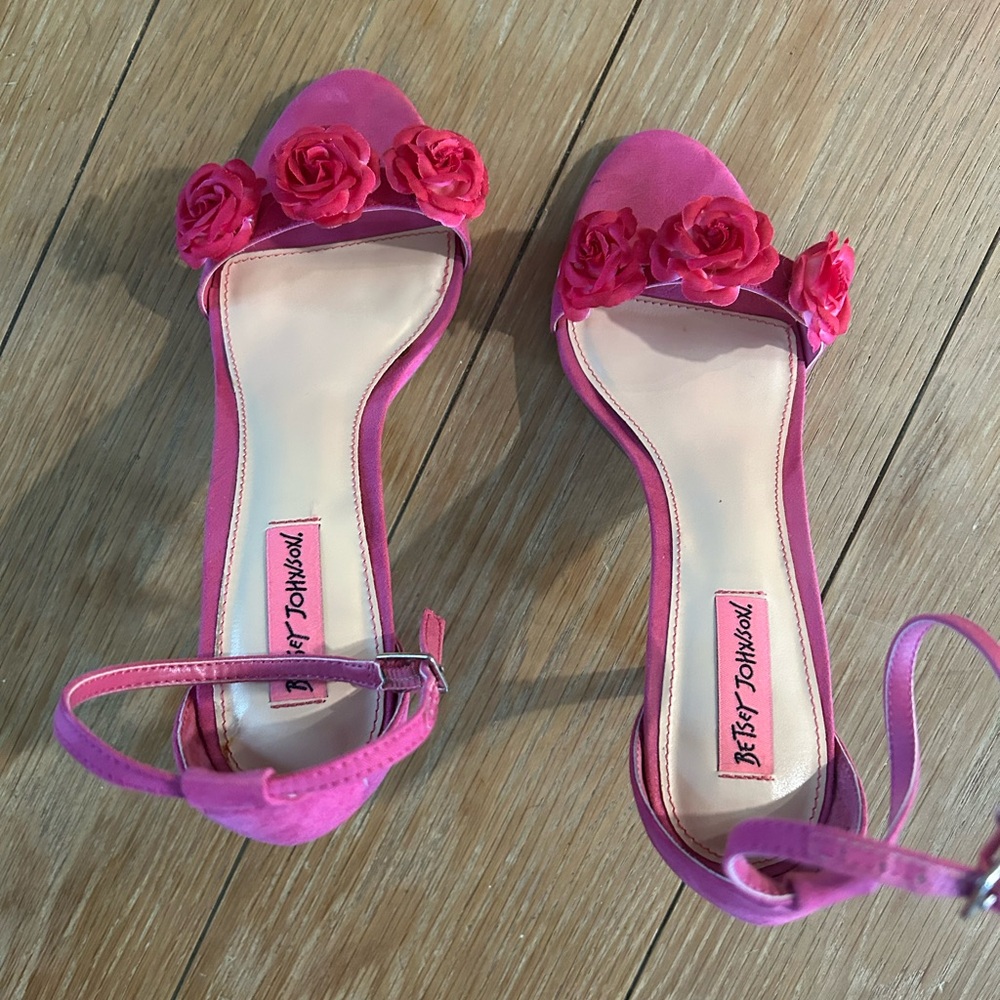 Betsey Johnson Fuchsia Floral Heels pink shoes